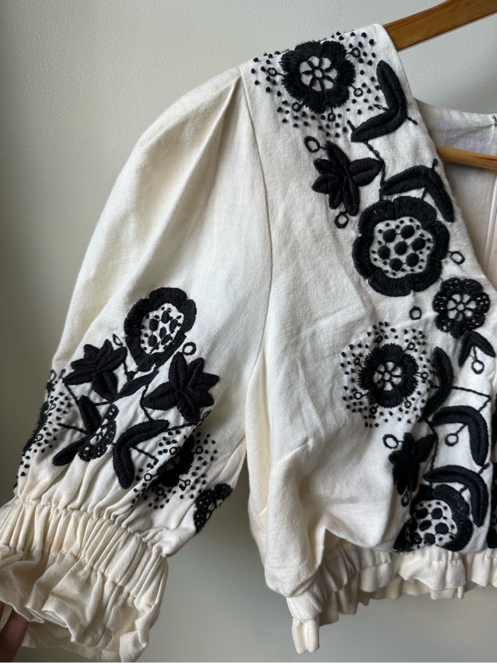 NWT SEA NEW YORK Manuela Embroidered Top Cropped Floral Boho Cotton Linen Folk S - Picture 3 of 6